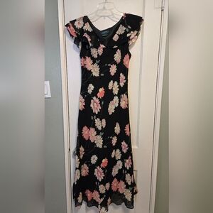 Ralph Lauren Kauki 💯 Silk Floral Dress